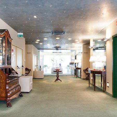 Hotel Senator Gorgonzola Eksteriør bilde
