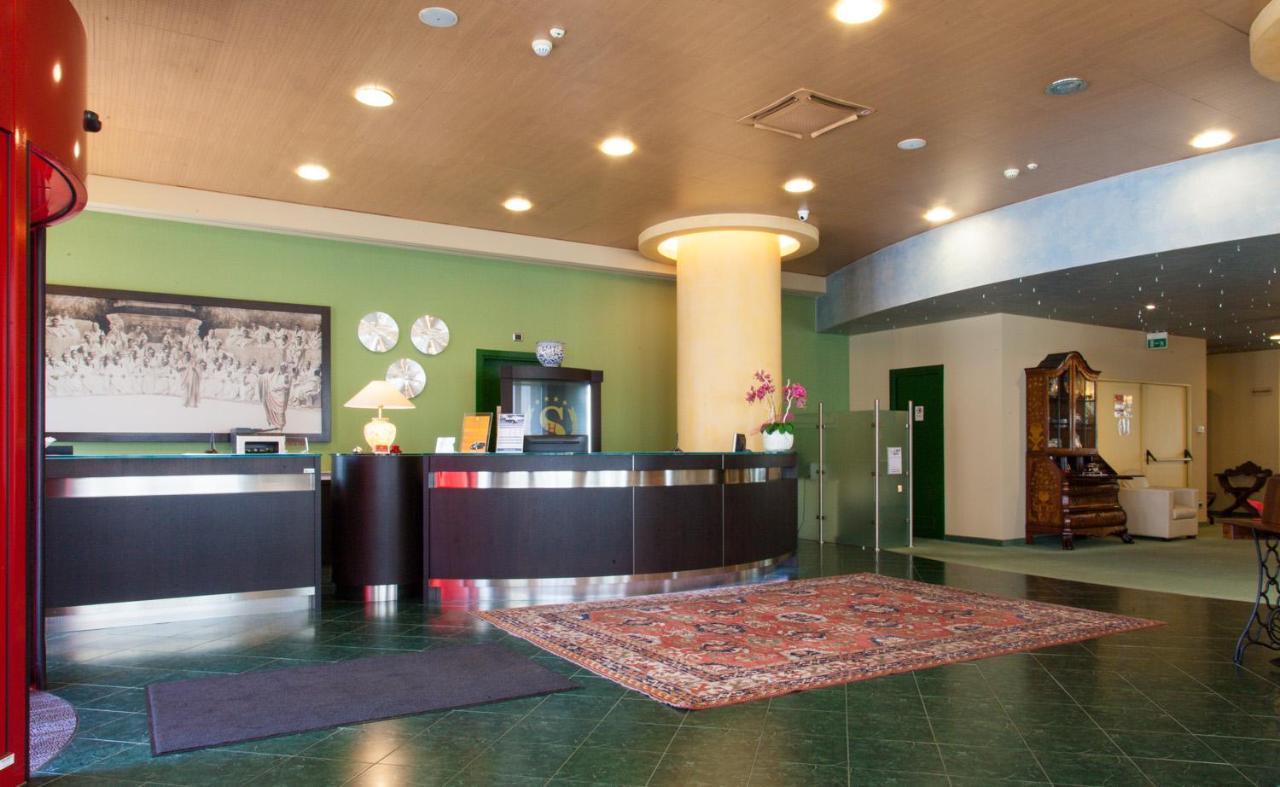 Hotel Senator Gorgonzola Eksteriør bilde